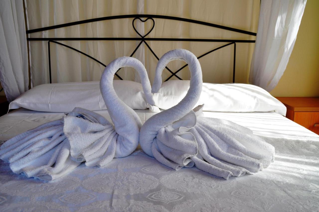 Villa Incanto B&B คาปริโอลิ ภายนอก รูปภาพ
