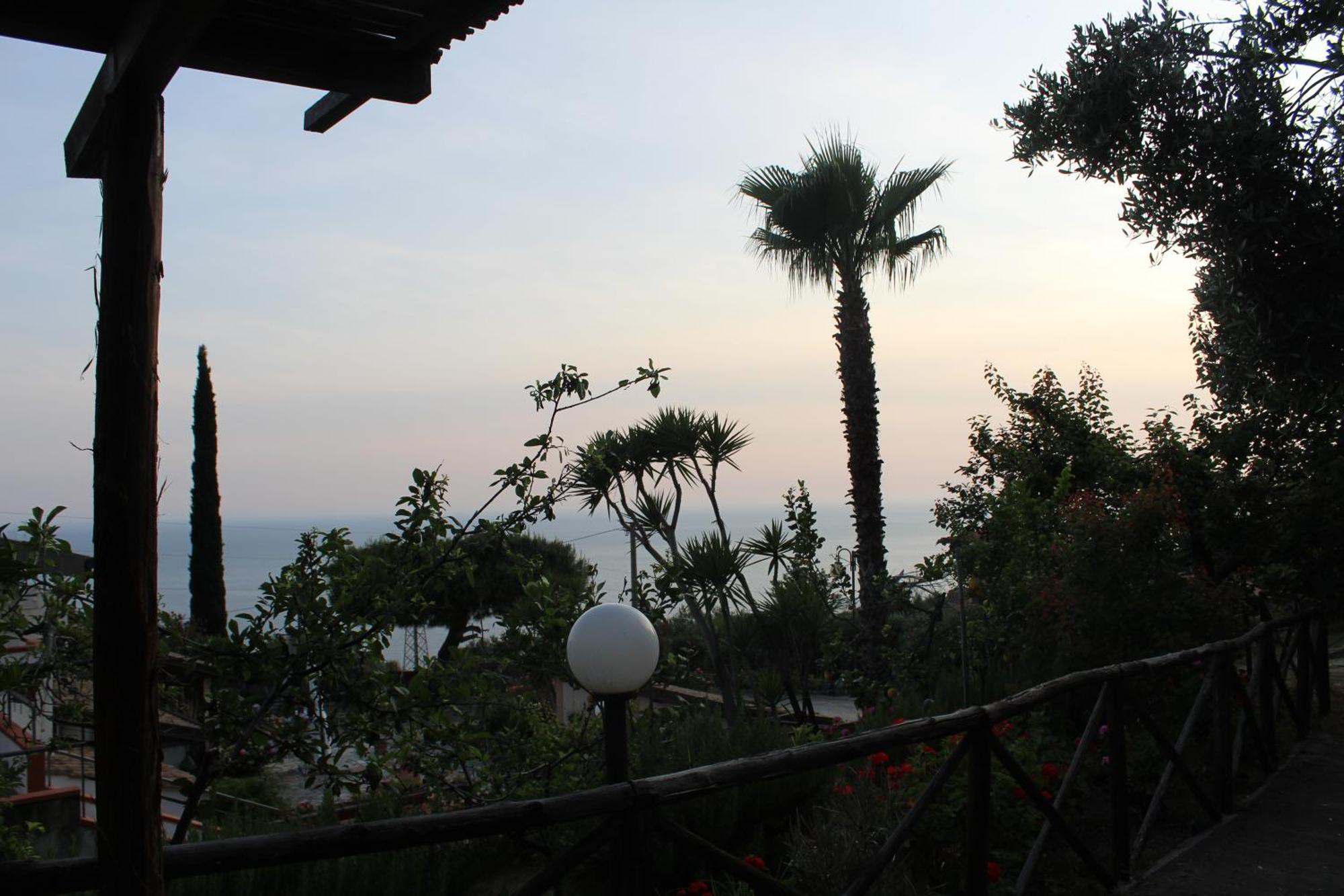 Villa Incanto B&B คาปริโอลิ ภายนอก รูปภาพ
