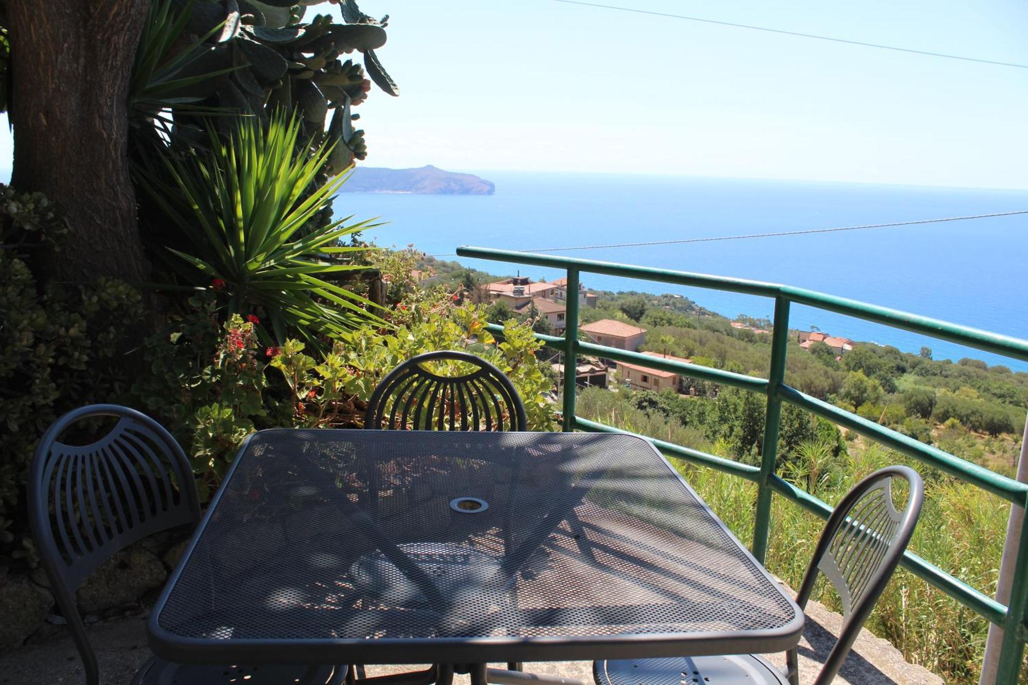 Villa Incanto B&B คาปริโอลิ ภายนอก รูปภาพ